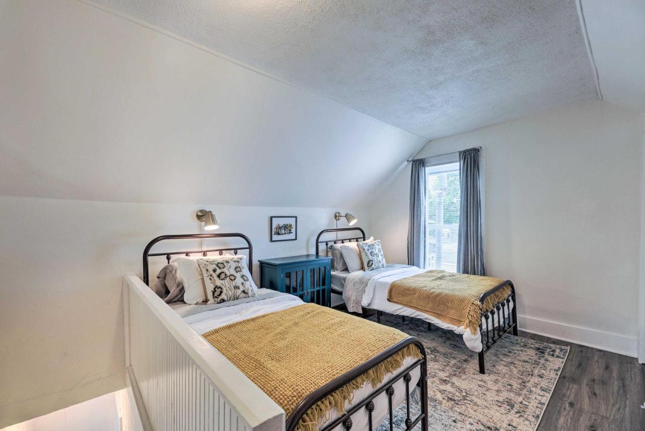Pet-Friendly Greenville Home With Private Yard Экстерьер фото